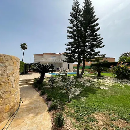 Schoenes Casa Caesar Mit Grossem Pool * Urbanicacion ses palmeres