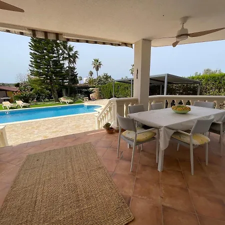 Holiday home Schoenes Casa Caesar Mit Grossem Pool