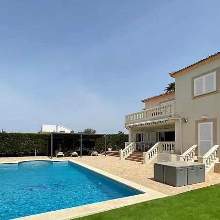Schoenes Casa Caesar Mit Grossem Pool Holiday home *
