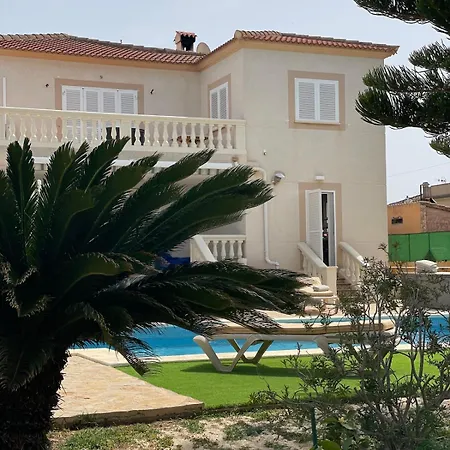 Holiday home Schoenes Casa Caesar Mit Grossem Pool